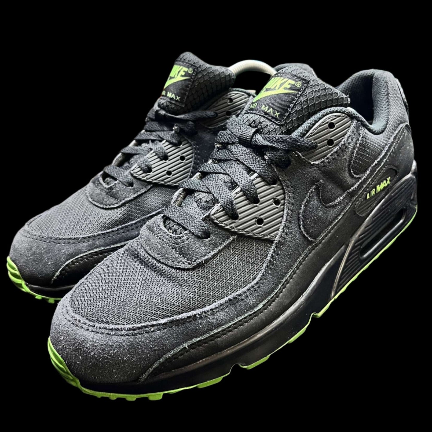 Nike Air Max "Black Chlorophyll"