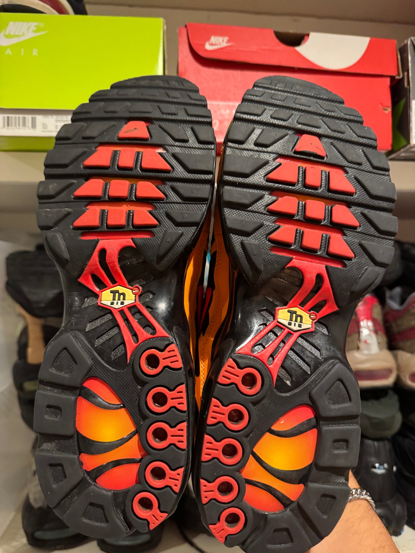 Nike air max plus tn ‘Volcano’