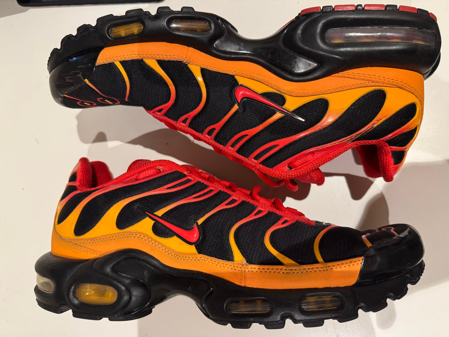 Nike air max plus tn ‘Volcano’