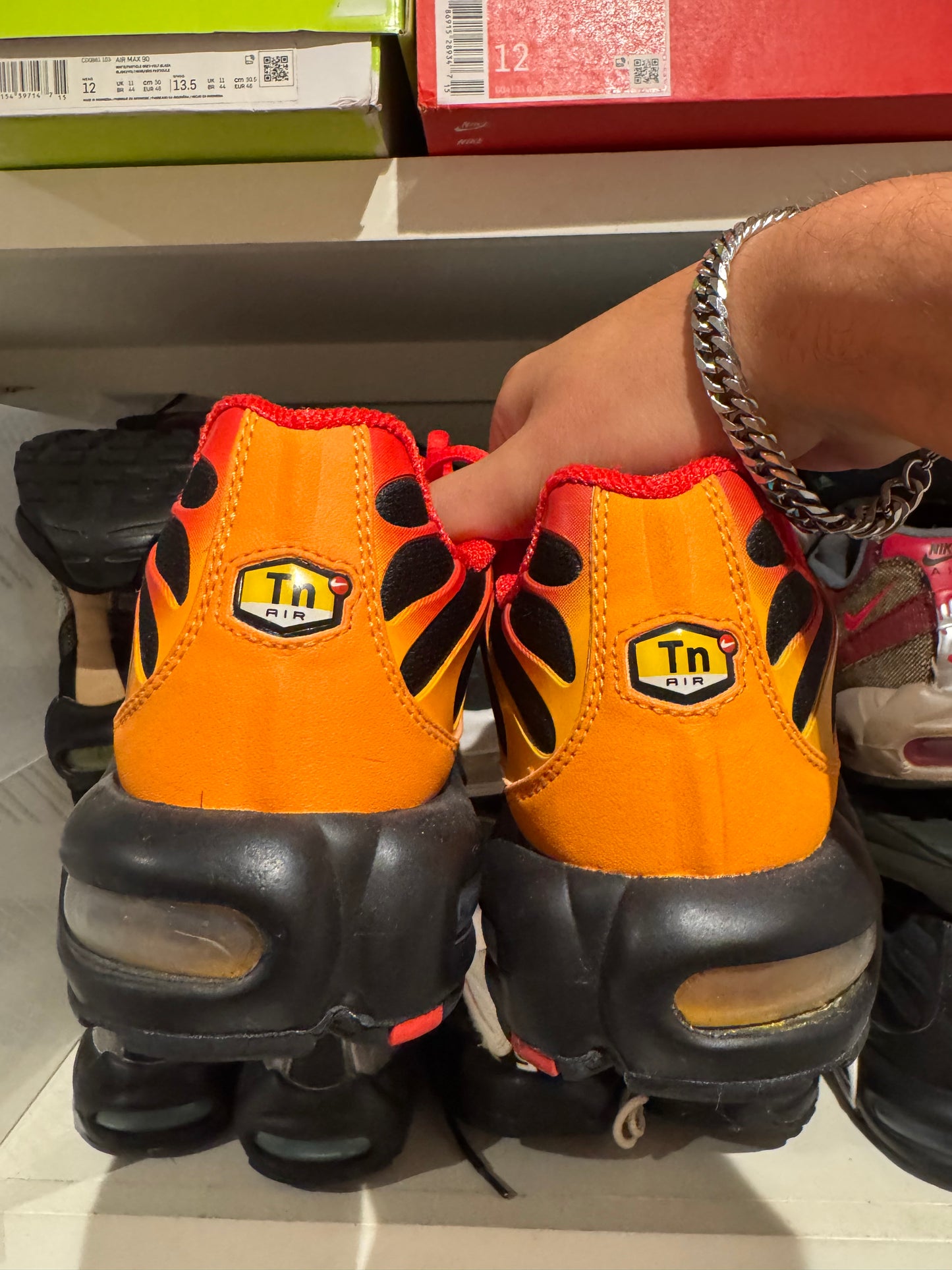 Nike air max plus tn ‘Volcano’