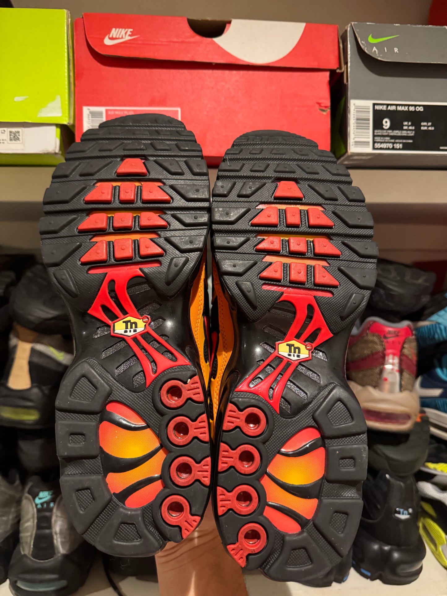 Nike air max plus tn ‘Volcano’